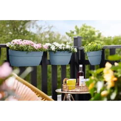 Elho Balkonbak Vibia Campana Easy Hanger Large - Vintage Blauw 11 Elho Balkonbak Vibia Campana Easy Hanger Large - Vintage Blauw -Huisdecoratie balkonbak vibia campana easy hanger large vintage blauw balkonbak vintage blauw 5 1