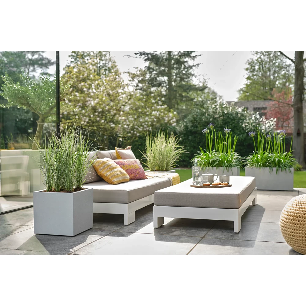 Elho Vivo Next Vierkant Wielen 30cm - Warm Grijs 9 Elho Vivo Next Vierkant Wielen 30cm - Warm Grijs - Afbeelding 7